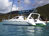 Charter Catamaran Free Ingwe