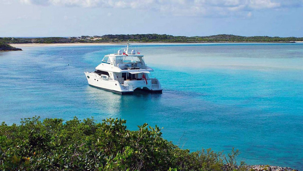 Sea Glass Crewed Power Yacht Charter