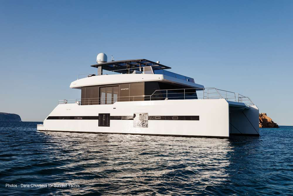 Mayrilou Crewed Catamaran Charter