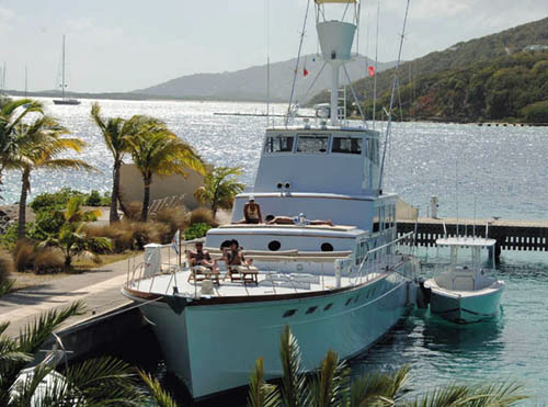 Silver Queen Crewed Power Yacht Charter