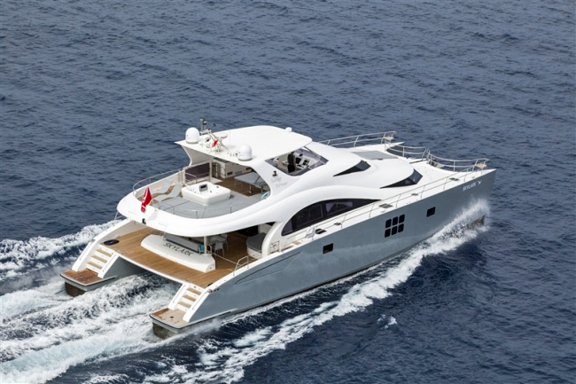 Skylark Crewed Power Yacht Charter