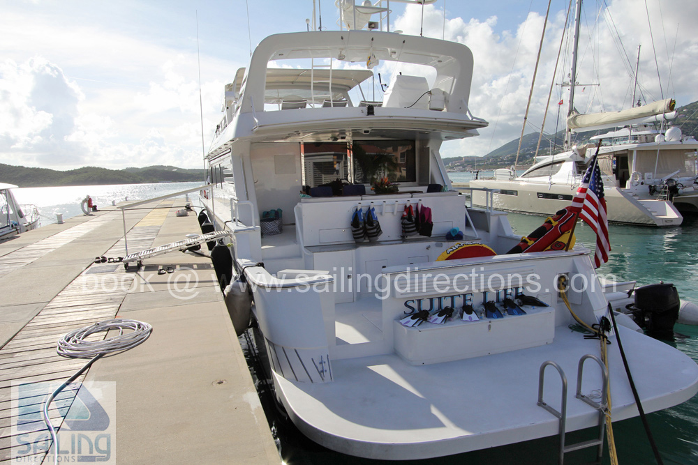 Suite Life Power Yacht Rental