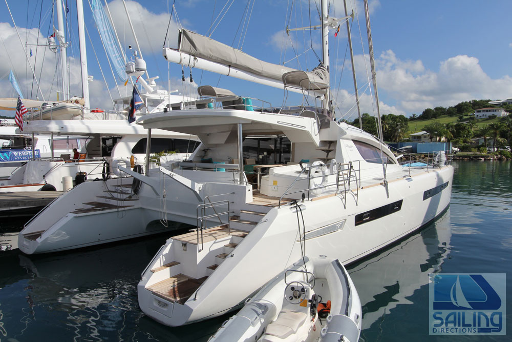 Tres Suenos Crewed Catamaran Charter