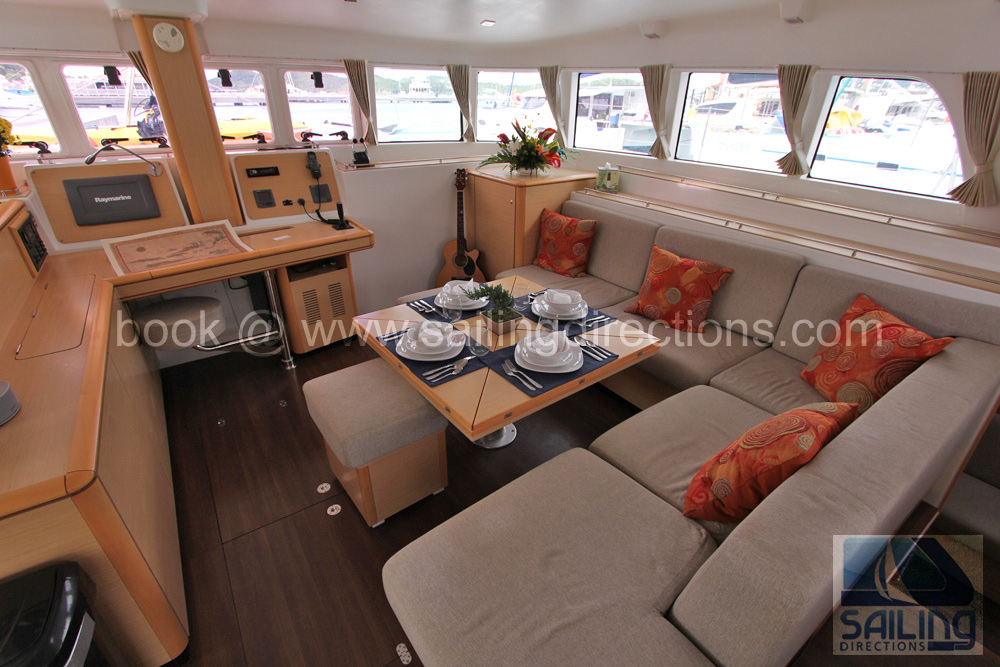 Catamaran White House